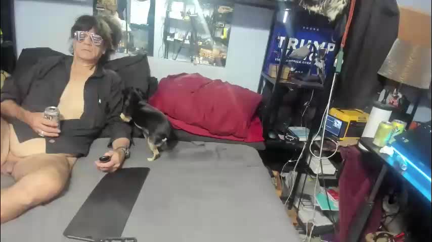 pink_black Cam Model Chat December 8, 2025