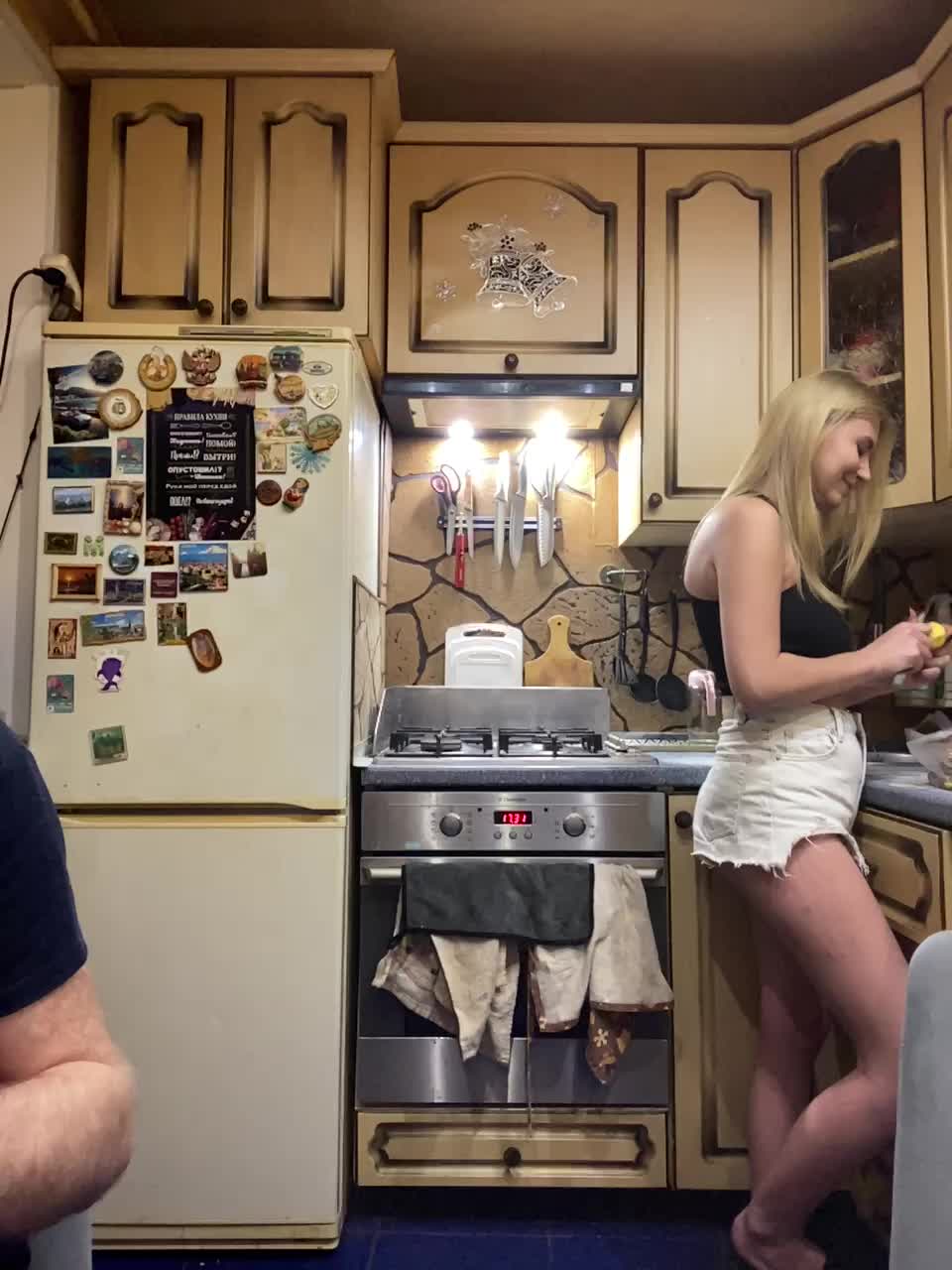 _Magic_ Cam Model Chat December 9, 2025