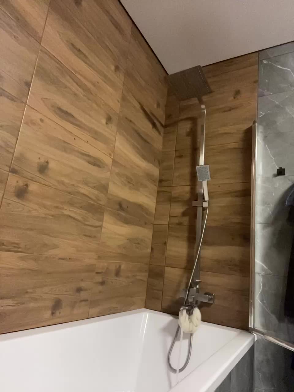 Potifays Cam Model Chat December 9, 2025