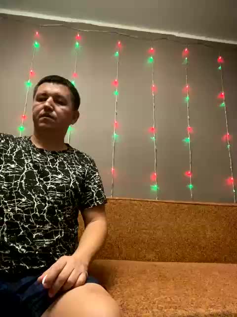 Xyligana Cam Model Chat December 9, 2025