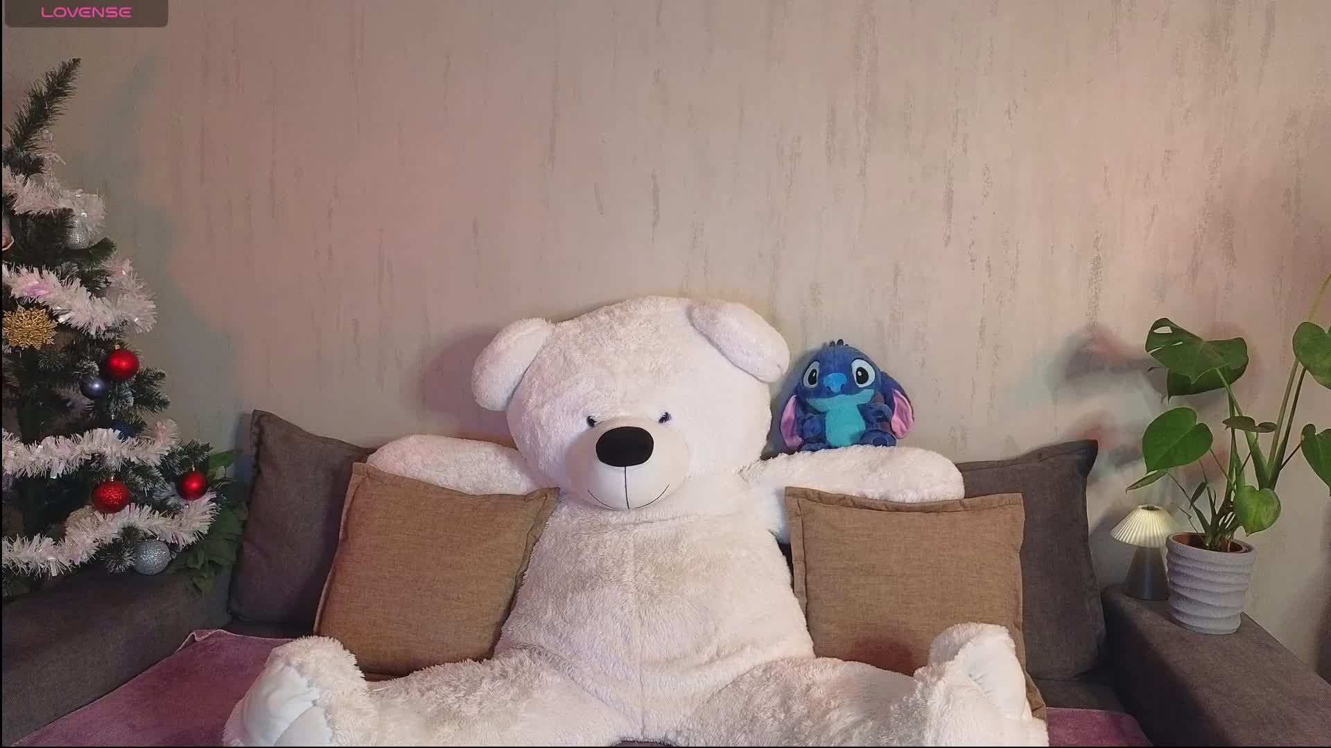 Rosalinelov Cam Model Chat December 9, 2025