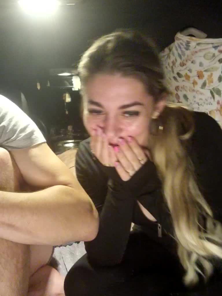 SweetCoople Cam Model Chat December 9, 2025