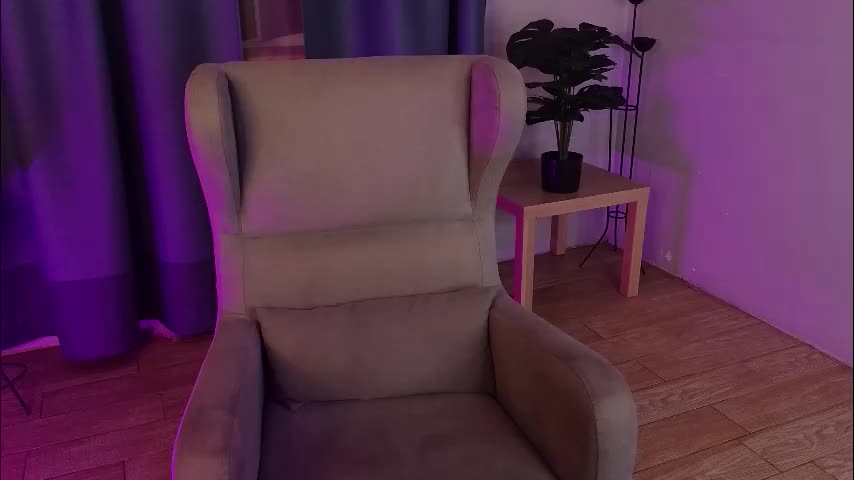 taissa_farmiga Cam Model Chat December 9, 2025