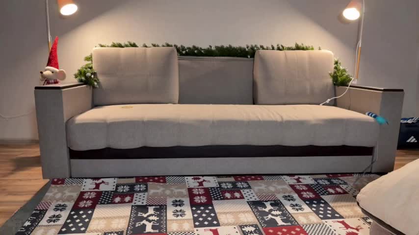 Love_plat1na Cam Model Chat December 9, 2025