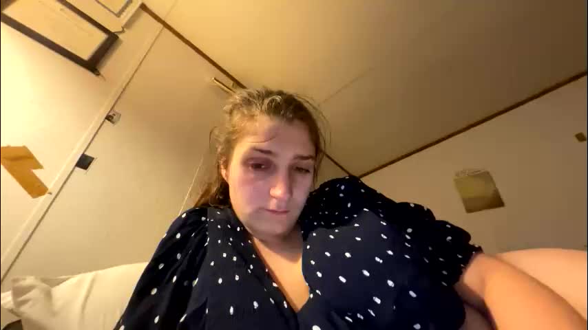 roxybcali Cam Model Chat December 10, 2025
