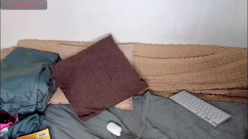 emilytrays Cam Model Chat December 10, 2025