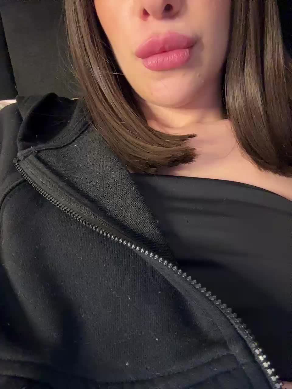 millemimi Cam Model Chat December 10, 2025