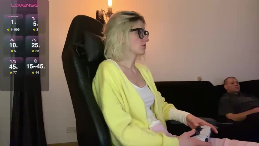 Sexy_Sweets Cam Model Chat December 10, 2025