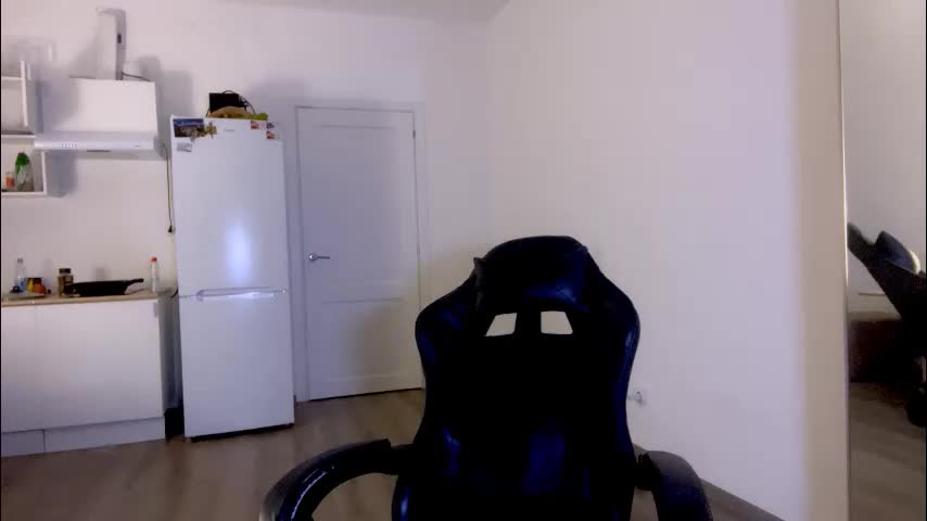 sailormoon666_ Cam Model Chat December 10, 2025