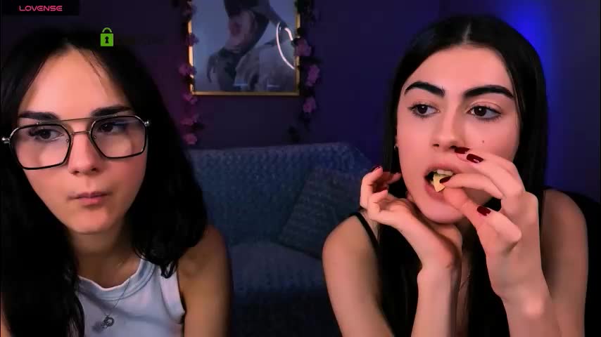 ariana_ross7 Cam Model Chat December 10, 2025