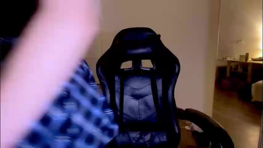 sailormoon666_ Cam Model Chat December 10, 2025