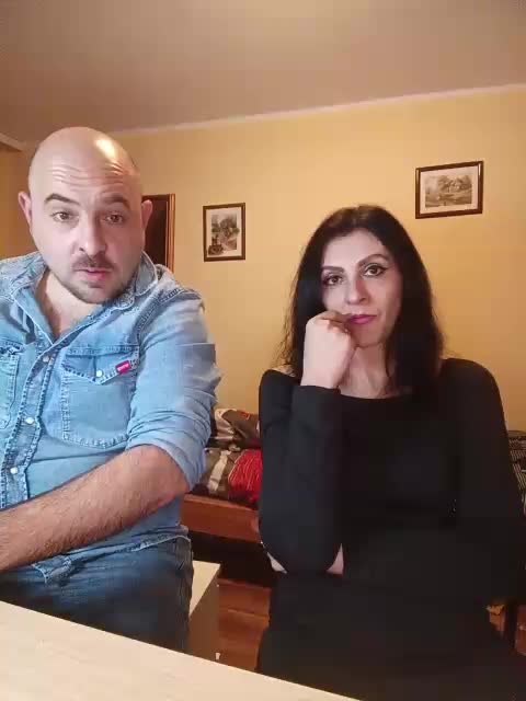 WikiBitch Cam Model Chat December 10, 2025