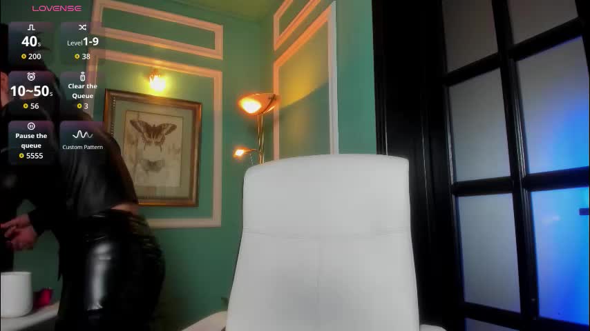 1munique Cam Model Chat December 10, 2025