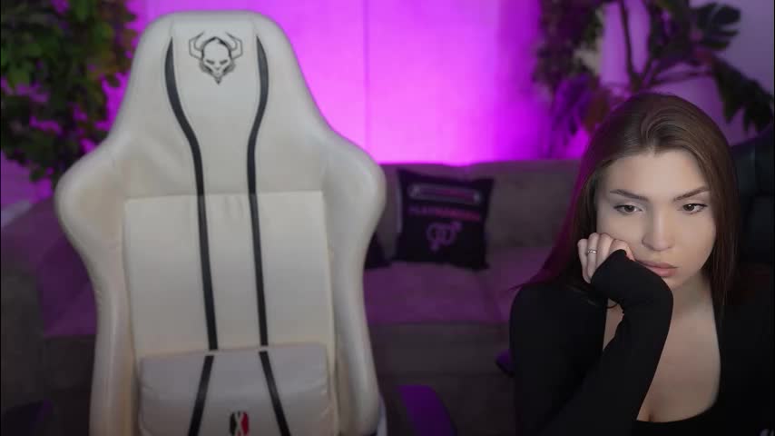 bright_diamonds_054 Cam Model Chat December 10, 2025