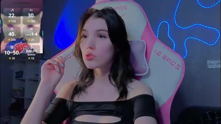 sophie_nomenal_ Cam Model Chat December 10, 2025