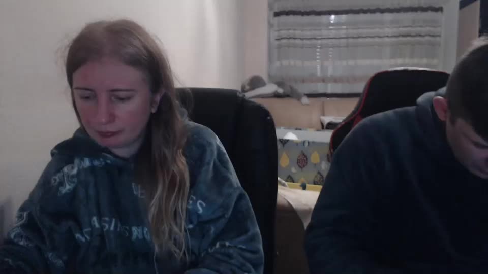 jenisandpeter Cam Model Chat December 10, 2025