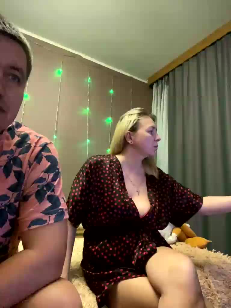 Xyligana Cam Model Chat December 10, 2025