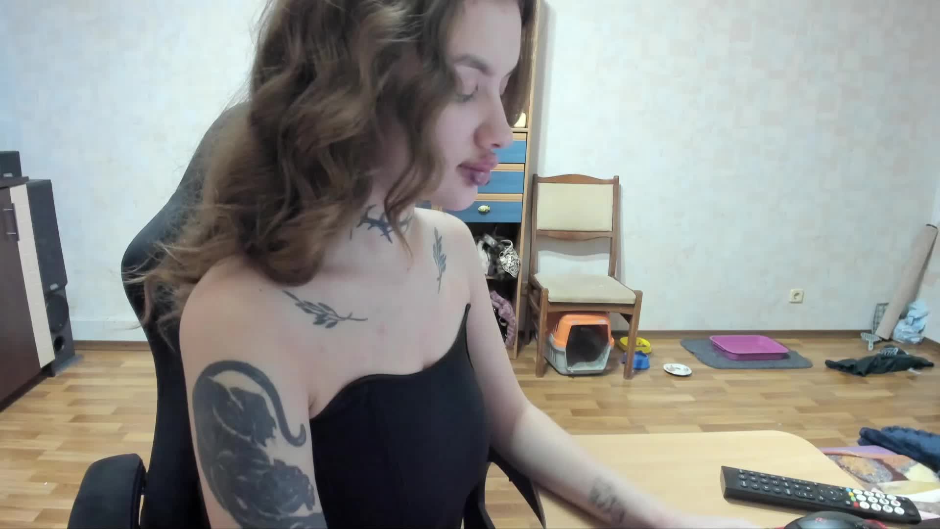 AlisTris Cam Model Chat December 10, 2025