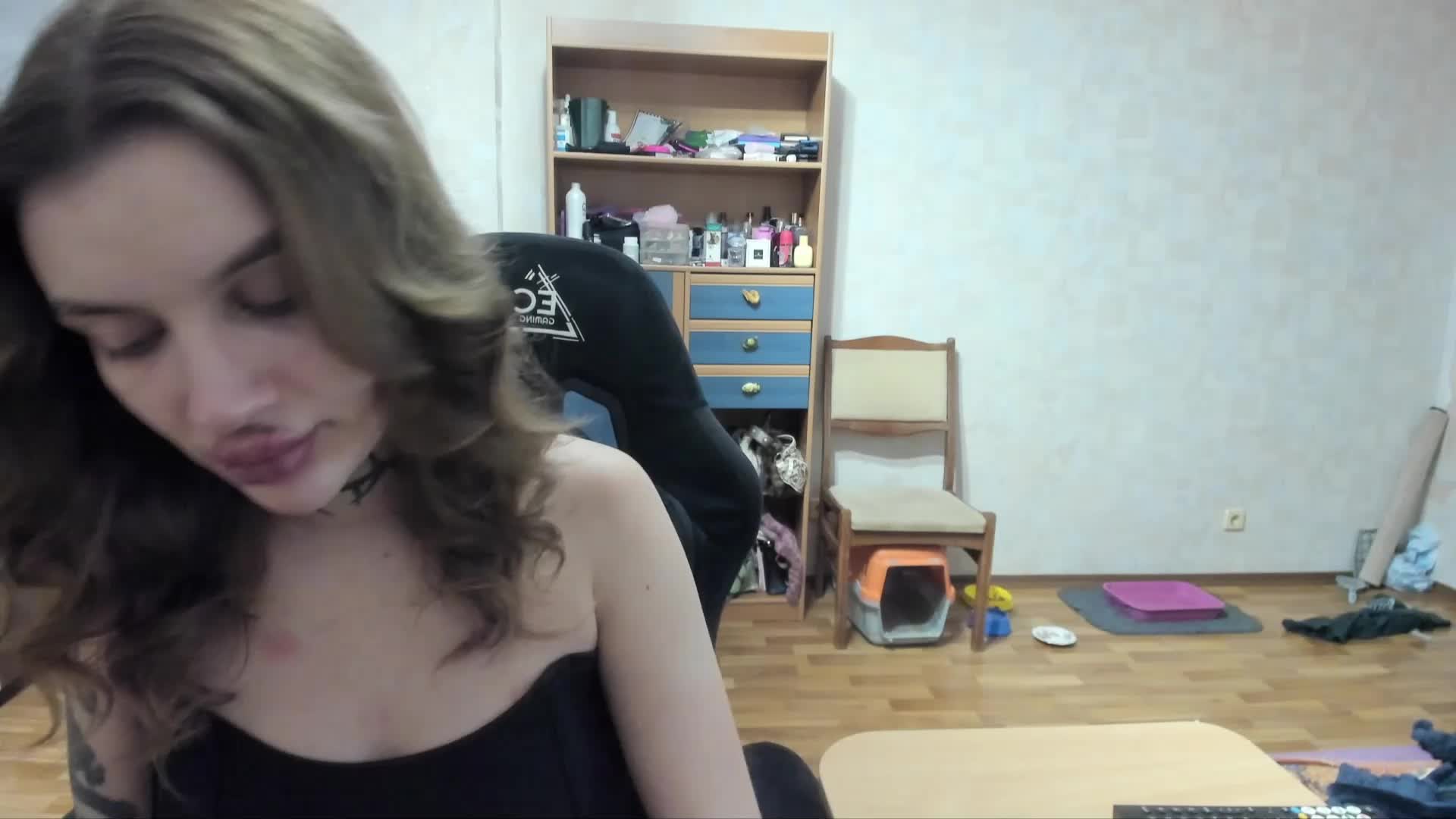 AlisTris Cam Model Chat December 10, 2025