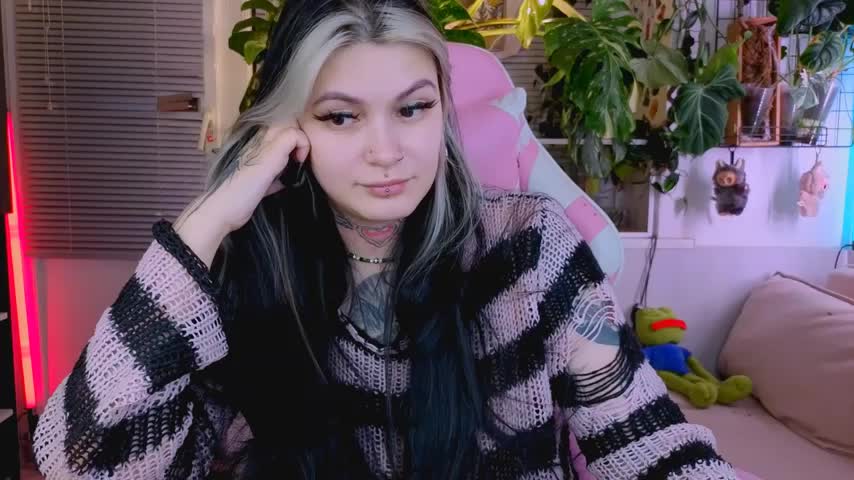 jelya_sg Cam Model Chat December 11, 2025