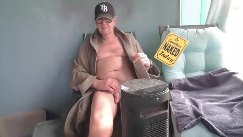 smallpenisbigtongue Cam Model Chat December 11, 2025