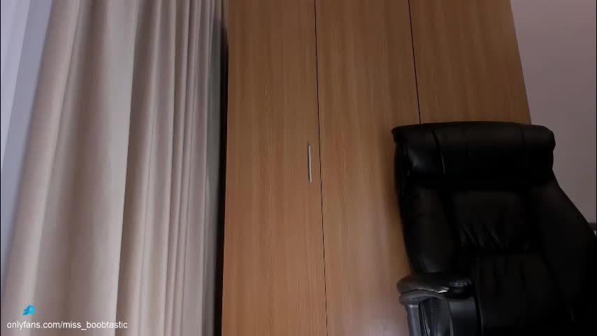 miss_boobtastic Cam Model Chat December 11, 2025