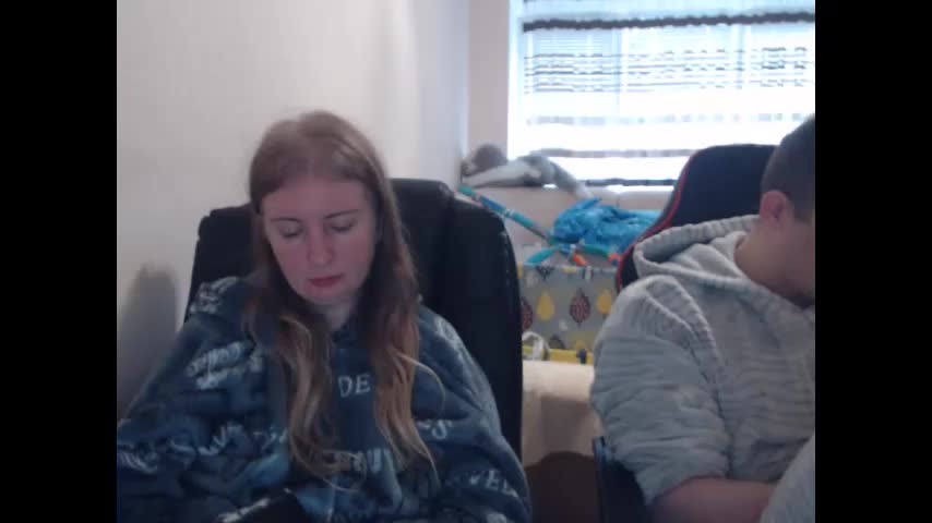 jenisandpeter Cam Model Chat December 11, 2025