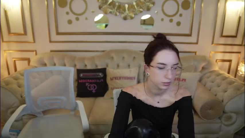 anabel_team054 Cam Model Chat December 11, 2025