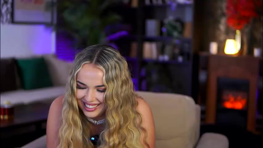 evasunderland Cam Model Chat December 11, 2025