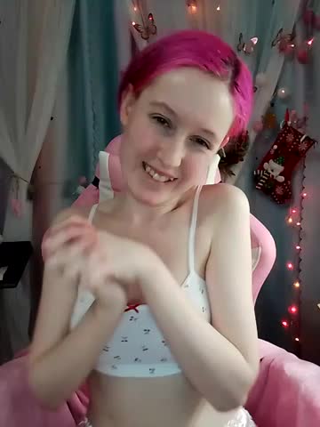 Fuzzy_Unicorn Cam Model Chat December 11, 2025