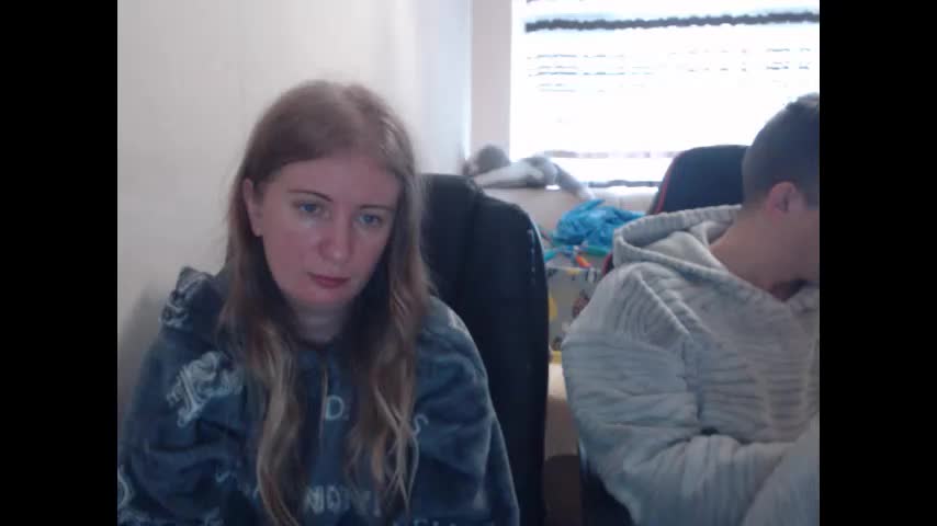 jenisandpeter Cam Model Chat December 11, 2025