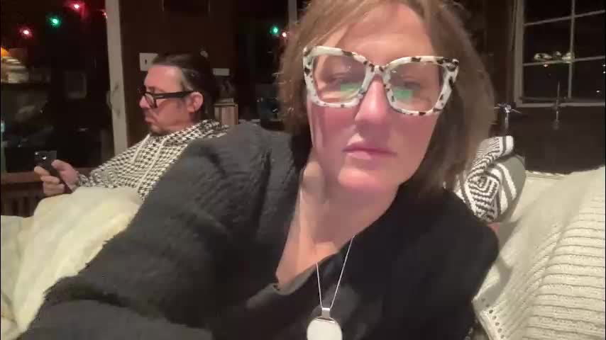 rubywavesback Cam Model Chat December 11, 2025