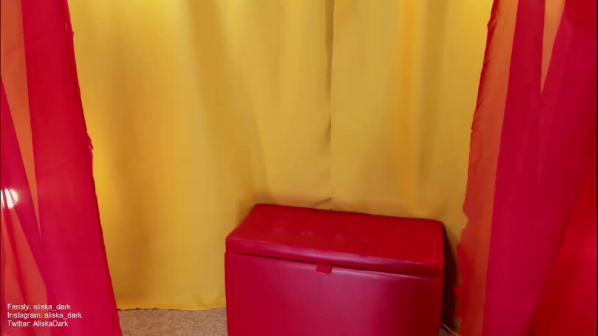 aliska_dark Cam Model Chat December 11, 2025