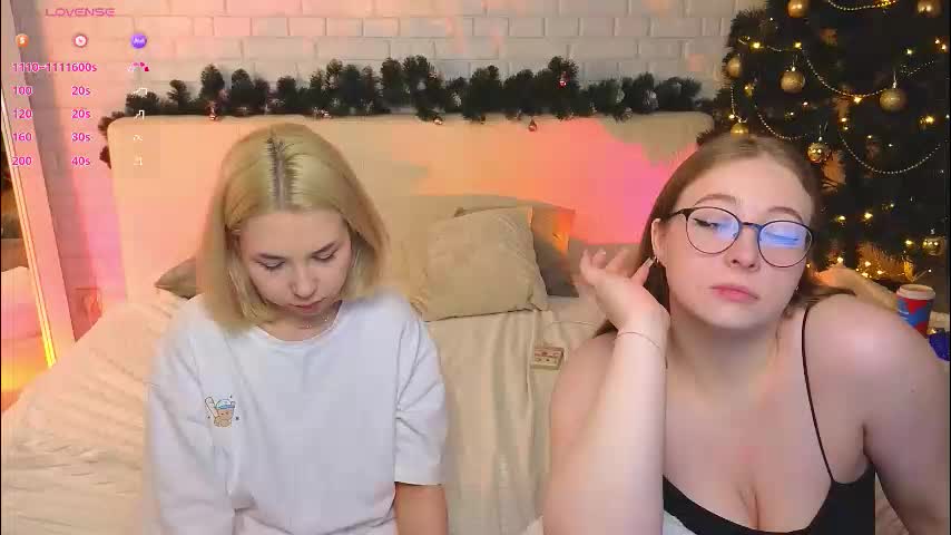 _ramune_ Cam Model Chat December 11, 2025