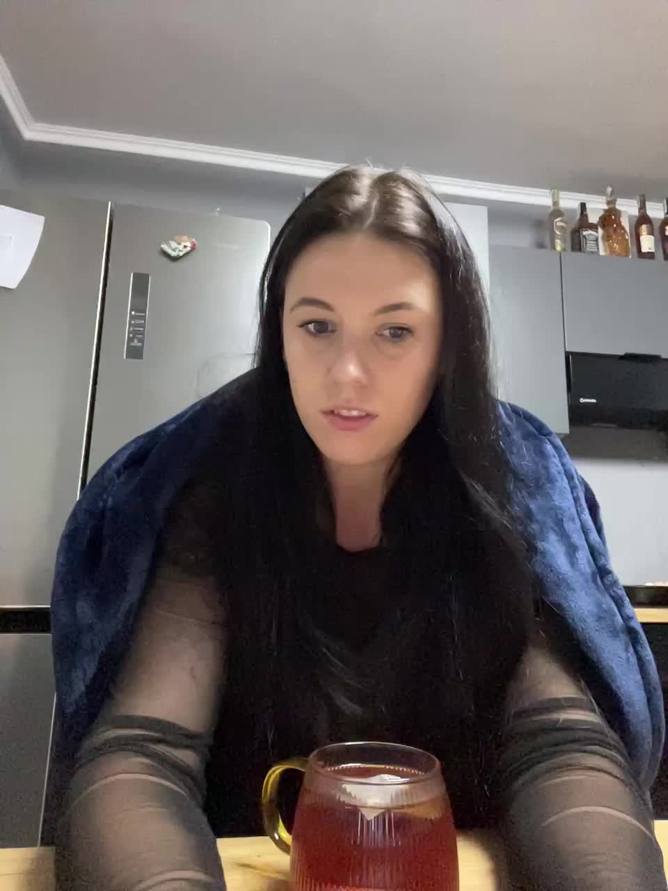 Potifays Cam Model Chat December 11, 2025