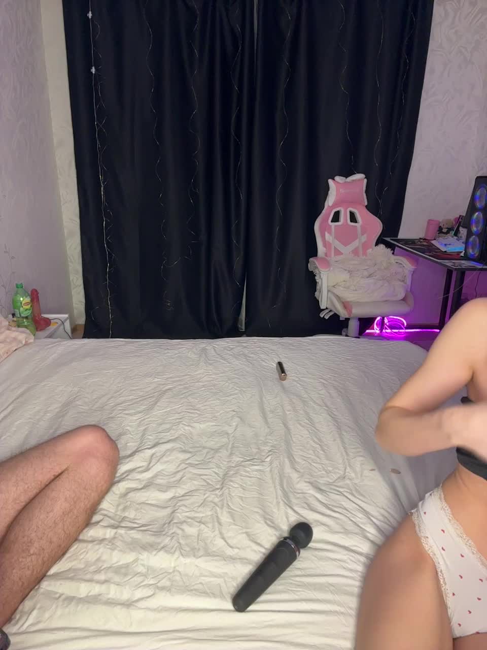 millemimi Cam Model Chat December 11, 2025