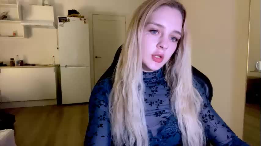 sailormoon666_ Cam Model Chat December 11, 2025