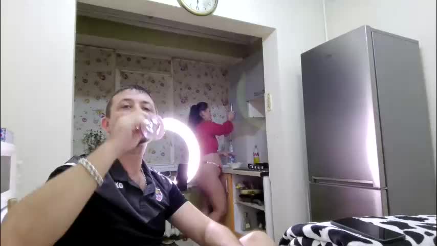 best_ass2000 Cam Model Chat December 11, 2025