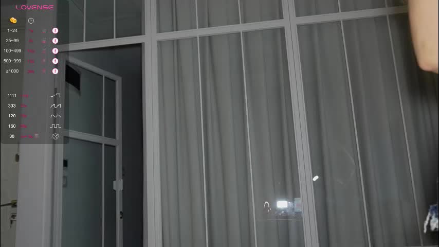 corni__ Cam Model Chat December 11, 2025