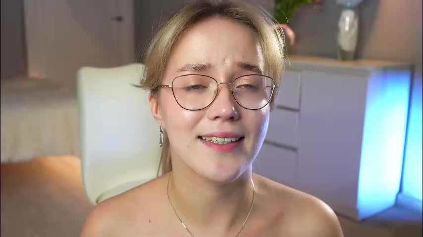 aluntick Cam Model Chat December 12, 2025