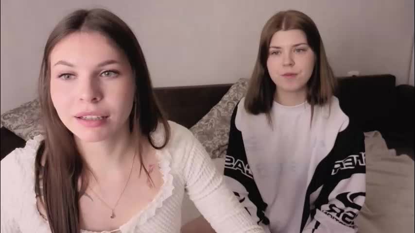 let_me_seee Cam Model Chat December 12, 2025