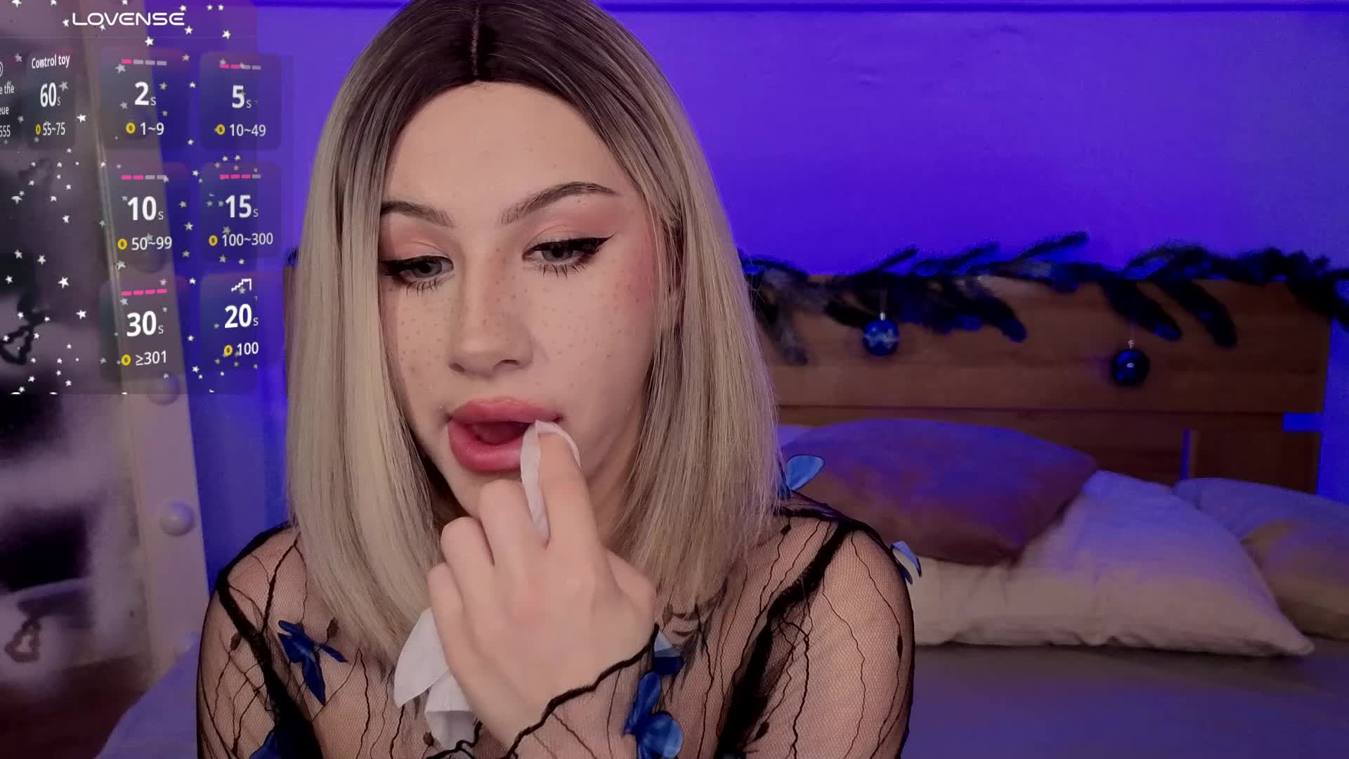 Necucubi Cam Model Chat December 12, 2025