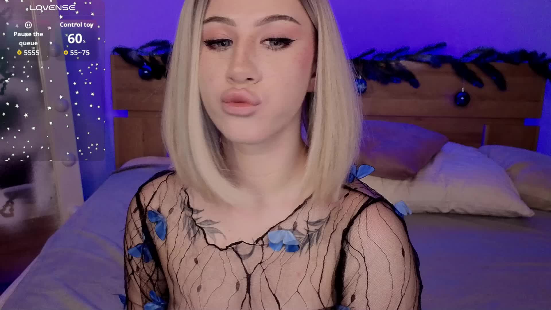 Necucubi Cam Model Chat December 12, 2025