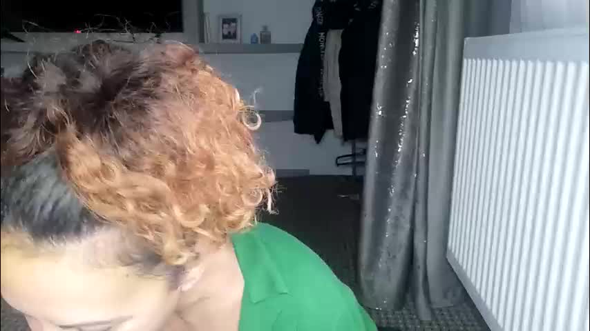 crazybrenda89 Cam Model Chat December 12, 2025