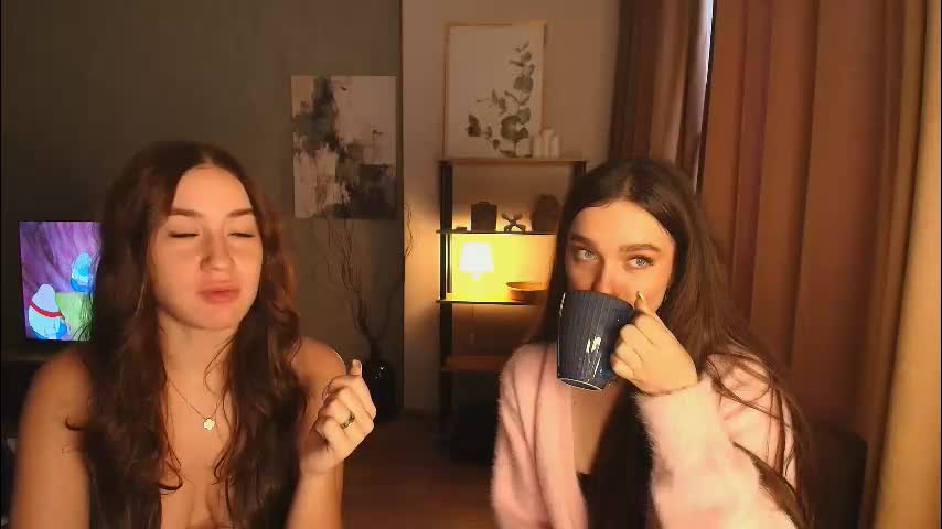 caressyourself Cam Model Chat December 12, 2025