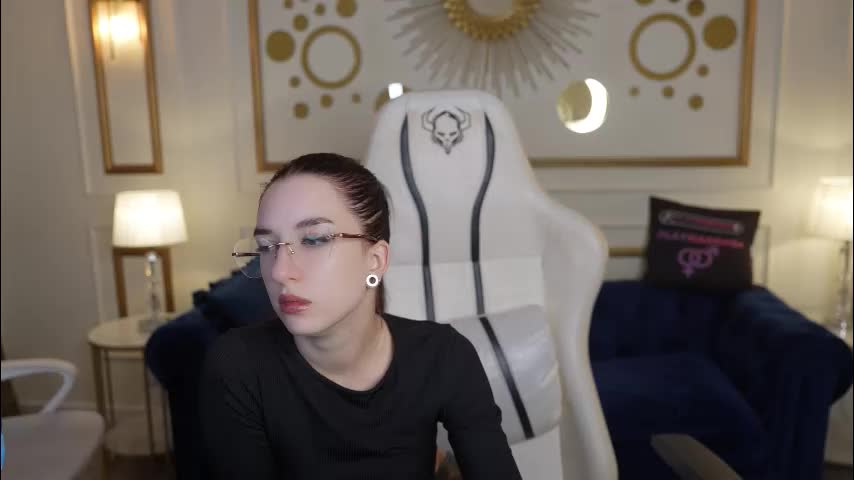 sweetdesiree_ Cam Model Chat December 12, 2025