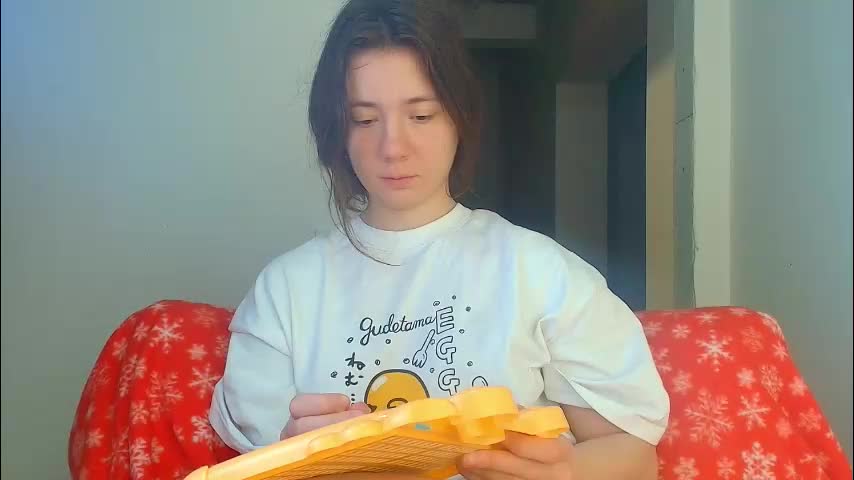 sexy_b0rsch Cam Model Chat December 12, 2025