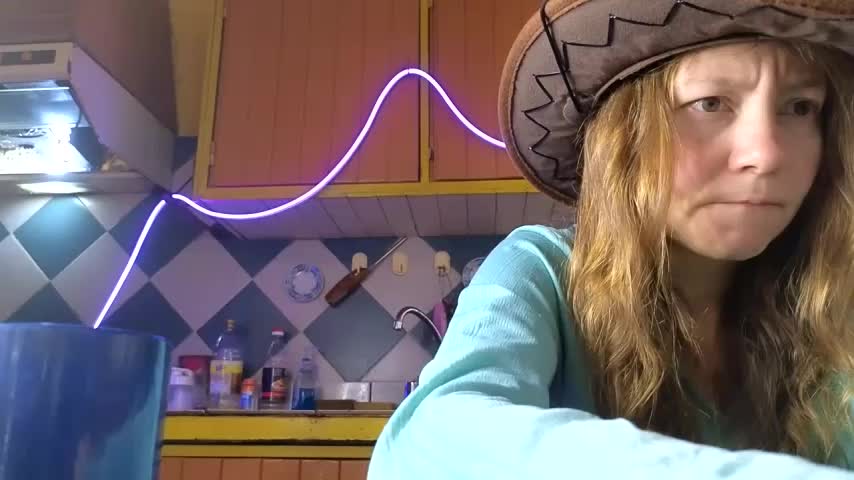 Jony_Marta Cam Model Chat December 12, 2025