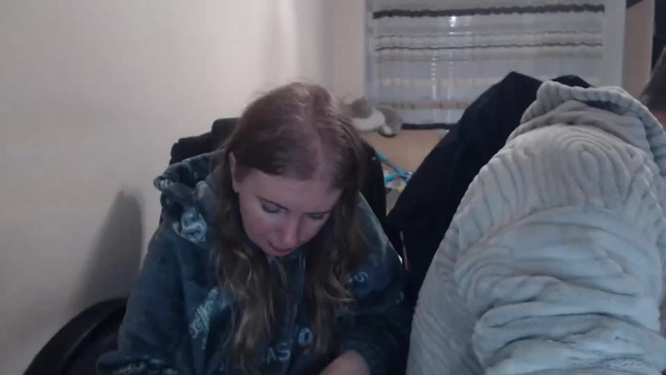 jenisandpeter Cam Model Chat December 12, 2025