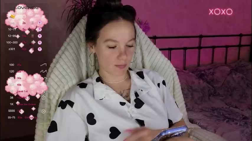 lil_luna_x Cam Model Chat December 12, 2025